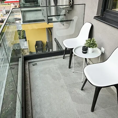 Marta Luxury East Gate شقة